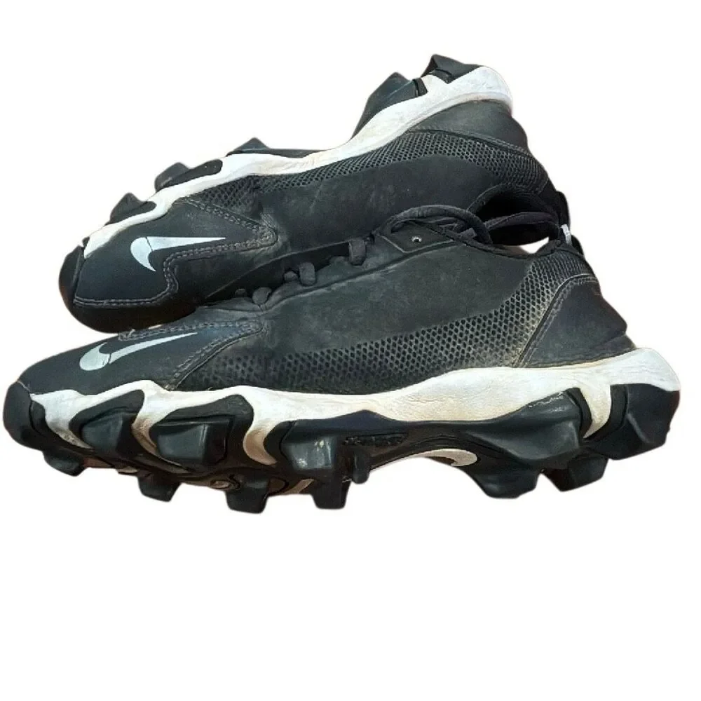 Nike Alpha Menace Football Cleats Black White Youth Size 4Y Molded Traction Shoe